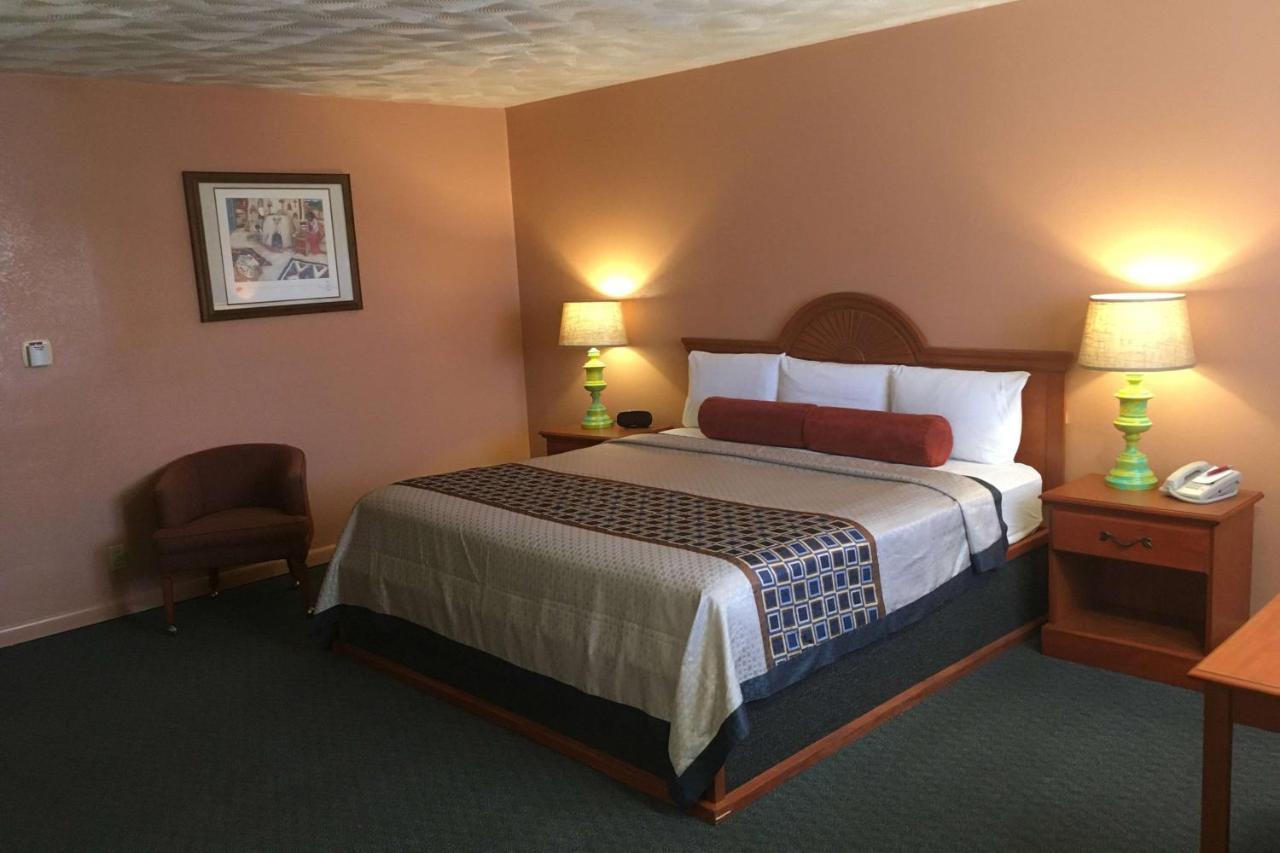 Casa Lemus Inn 레이톤 외부 사진
