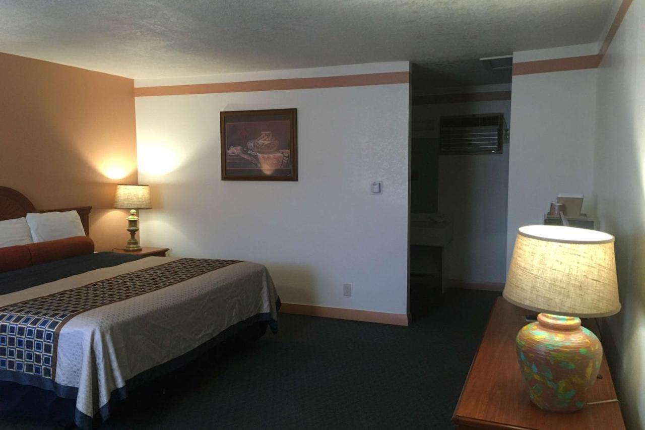Casa Lemus Inn 레이톤 외부 사진