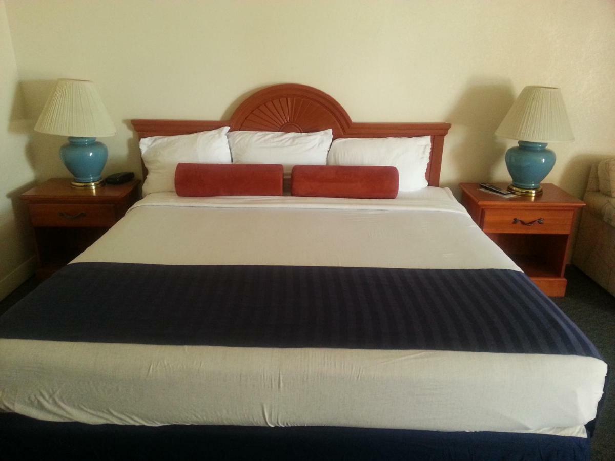 Casa Lemus Inn 레이톤 외부 사진